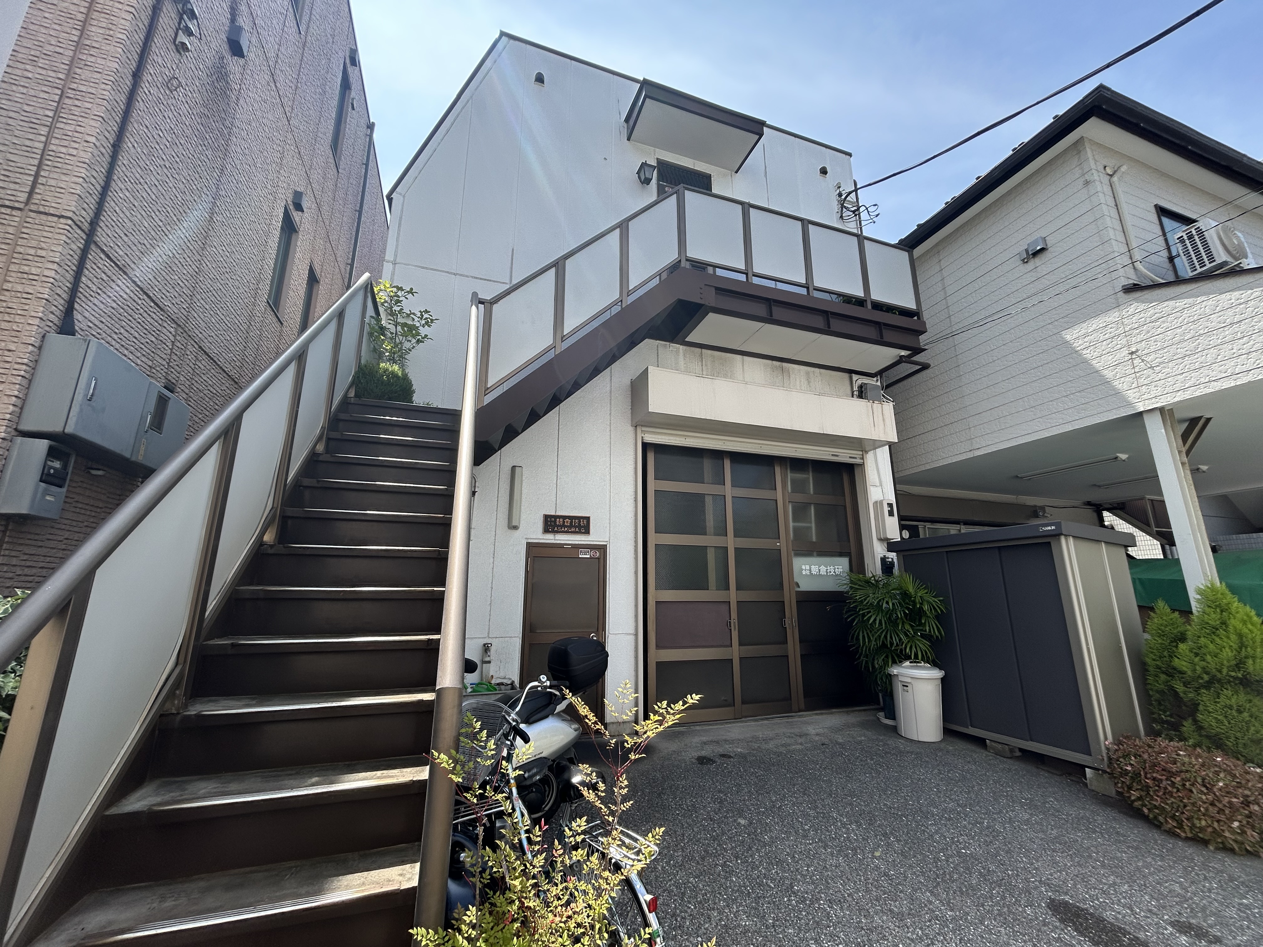 朝倉技研工場外観